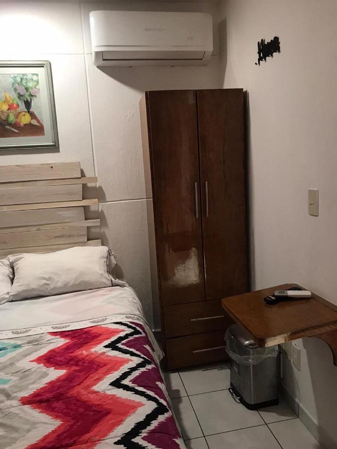 Готель Casa D Miros Familias , Grupos Y Empresas Max 20 P Гвадалахара Екстер'єр фото
